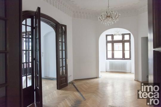 3 rooms apartment for rent in Aviatiei area 
